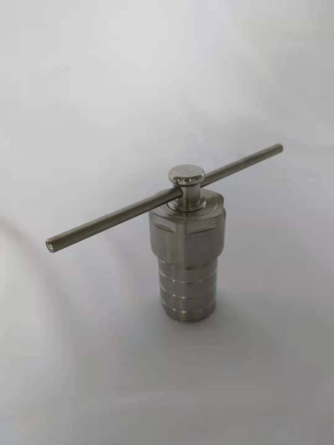 水熱合成反應(yīng)釜的填充度是什么？填充多少合適呢？